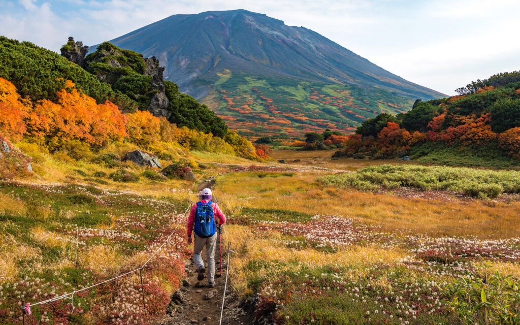 10 Autumn Hikes in Japan