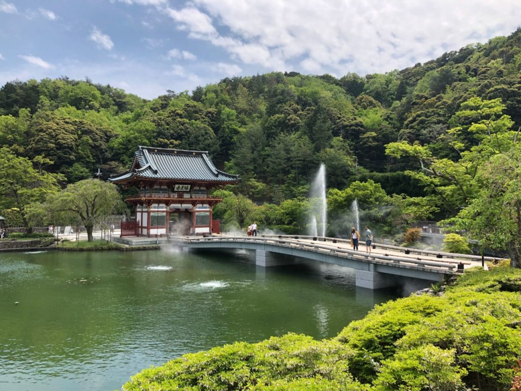 https://cdn.gaijinpot.com/app/uploads/sites/6/2019/05/Bridge_Katsuo-ji-1-1024x768.jpg