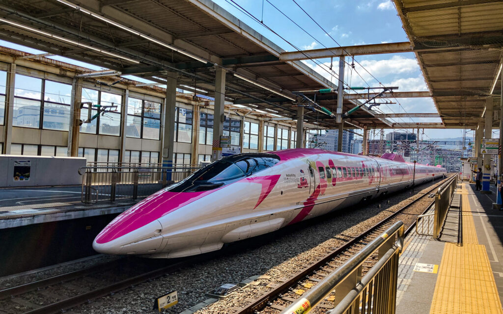 Hello Kitty Shinkansen - GaijinPot Travel